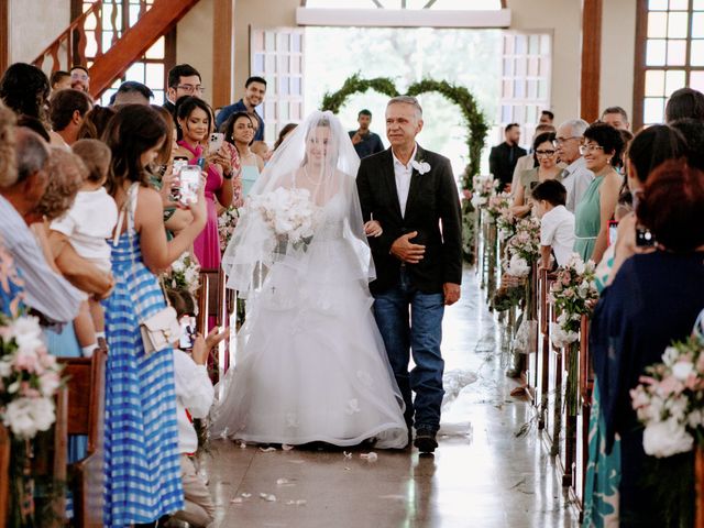O casamento de Kae e Laura em Poconé, Mato Grosso 56