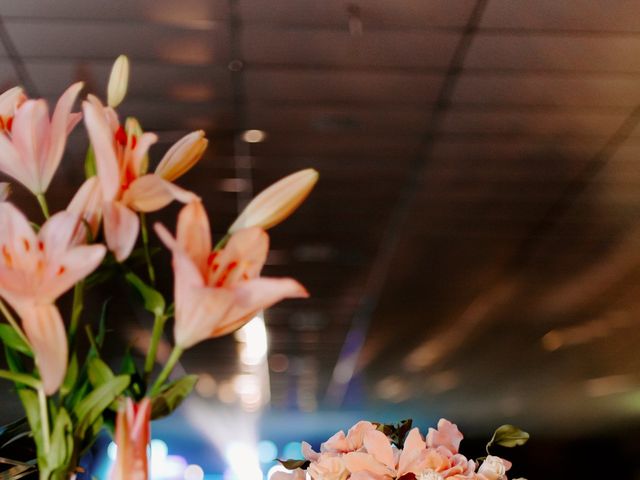 O casamento de Kae e Laura em Poconé, Mato Grosso 115