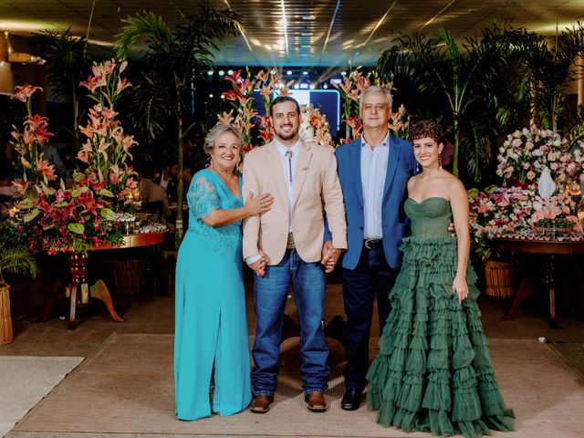 O casamento de Kae e Laura em Poconé, Mato Grosso 137