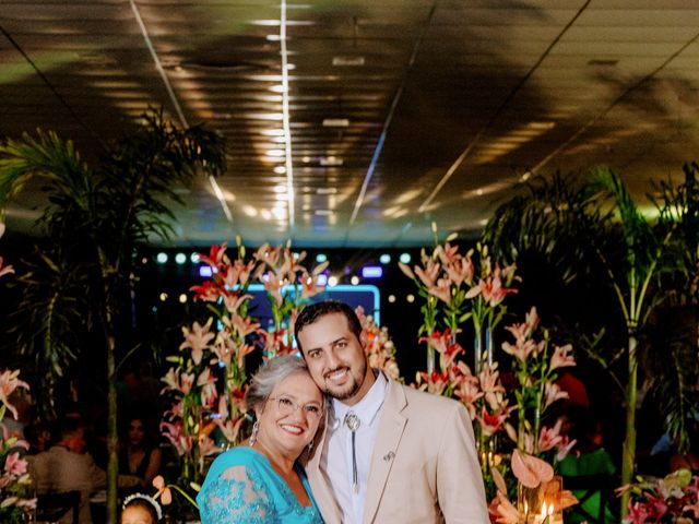 O casamento de Kae e Laura em Poconé, Mato Grosso 139