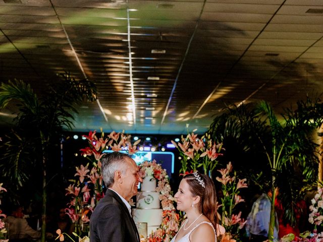 O casamento de Kae e Laura em Poconé, Mato Grosso 145