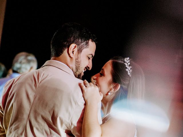 O casamento de Kae e Laura em Poconé, Mato Grosso 157