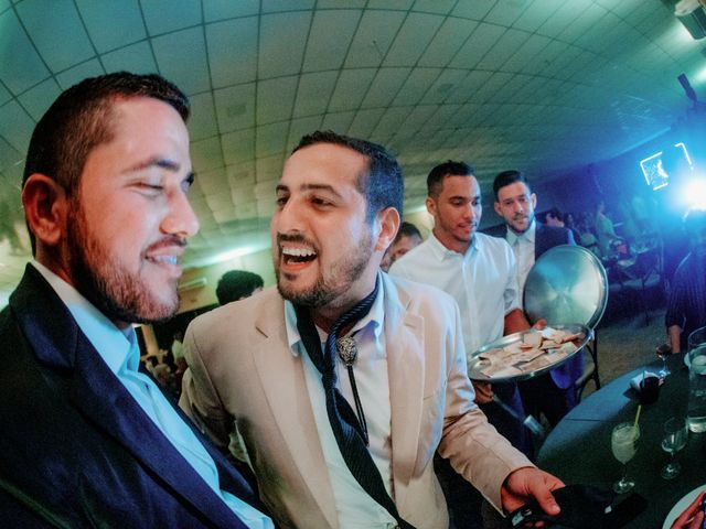 O casamento de Kae e Laura em Poconé, Mato Grosso 163