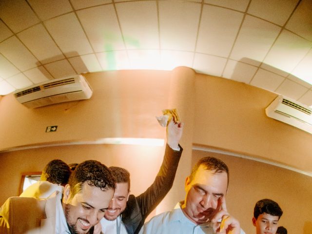 O casamento de Kae e Laura em Poconé, Mato Grosso 164