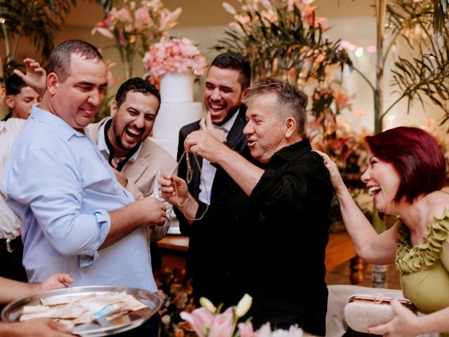O casamento de Kae e Laura em Poconé, Mato Grosso 167