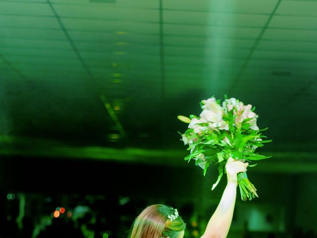 O casamento de Kae e Laura em Poconé, Mato Grosso 172