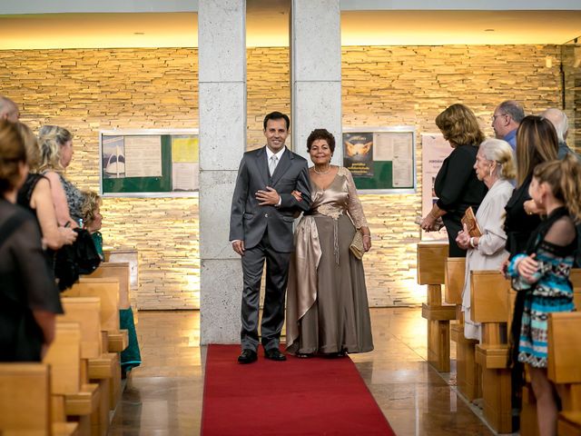 O casamento de Marcelo e Luciana em Niterói, Rio de Janeiro 15