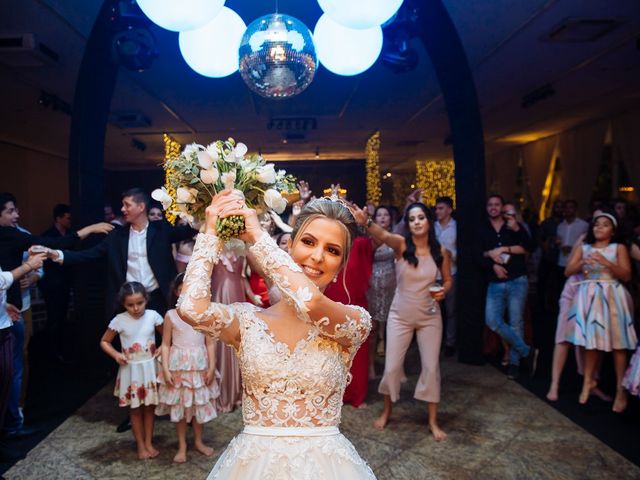 O casamento de Aires e Raissa em Vitória, Espírito Santo 32