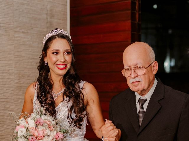 O casamento de Cody e Laís em Jaboatão dos Guararapes, Pernambuco 24