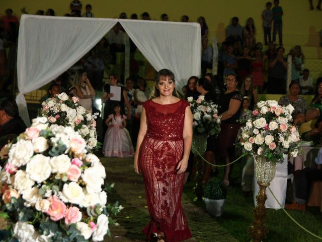 O casamento de Simonides e Beatriz  em Aloândia, Goiás 26