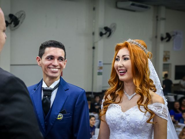 O casamento de Alex Santos e Bruna Aline em Diadema, São Paulo 38