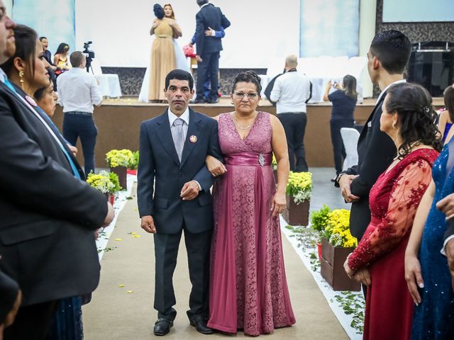 O casamento de Alex Santos e Bruna Aline em Diadema, São Paulo 82