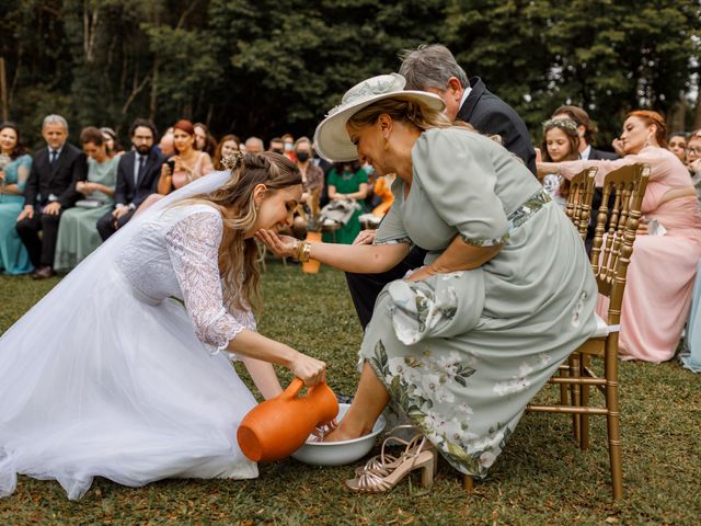 O casamento de Felipe e Julia em Curitiba, Paraná 28