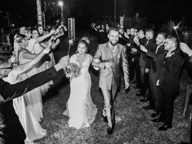 O casamento de Lucas e Amanda em Gravataí, Rio Grande do Sul 17