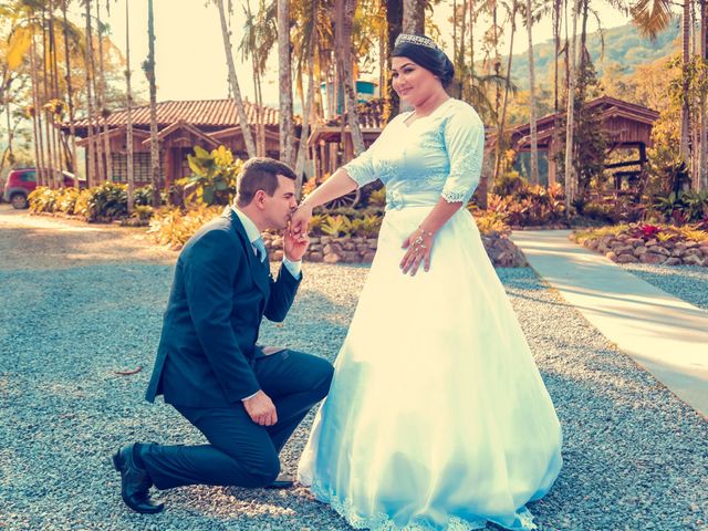 O casamento de João e Milena em Joinville, Santa Catarina 17
