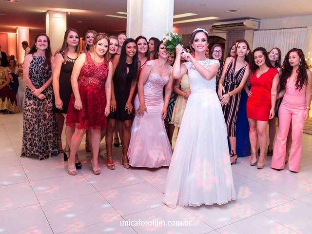 O casamento de Anderson Oteresbak Lopes e Jenifer Luciano da Silva em Joinville, Santa Catarina 6