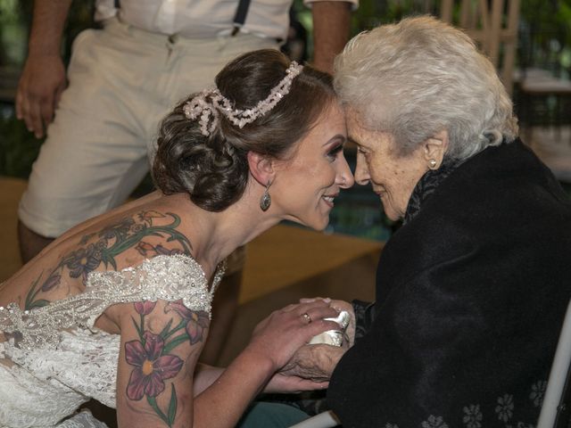 O casamento de Tiago e Fabiana em Itapecerica da Serra, São Paulo 32