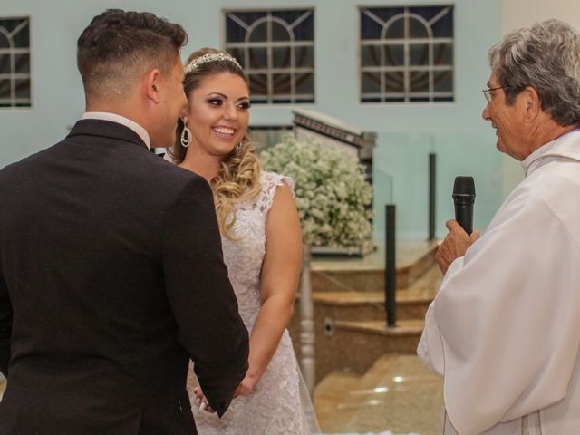 O casamento de Emelly e Sandro em Joinville, Santa Catarina 4