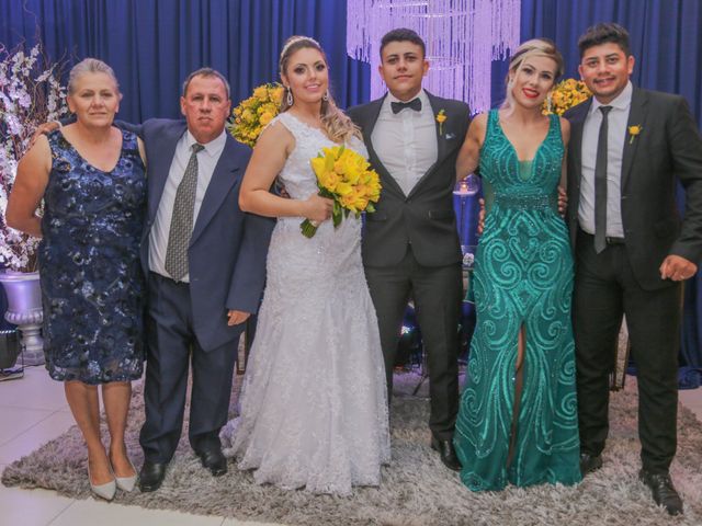 O casamento de Emelly e Sandro em Joinville, Santa Catarina 49