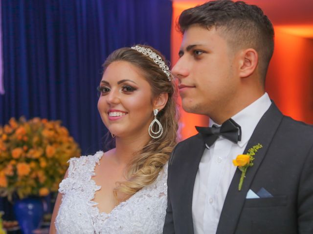 O casamento de Emelly e Sandro em Joinville, Santa Catarina 2