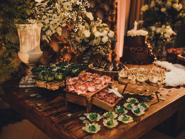 O casamento de Leandro e Mariana em Goiânia, Goiás 23