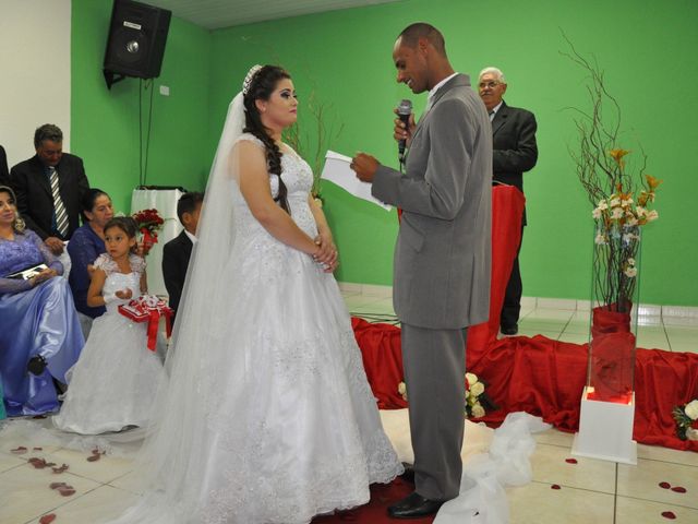 O casamento de Tiago e Aline em Paulistânia, São Paulo Estado 2