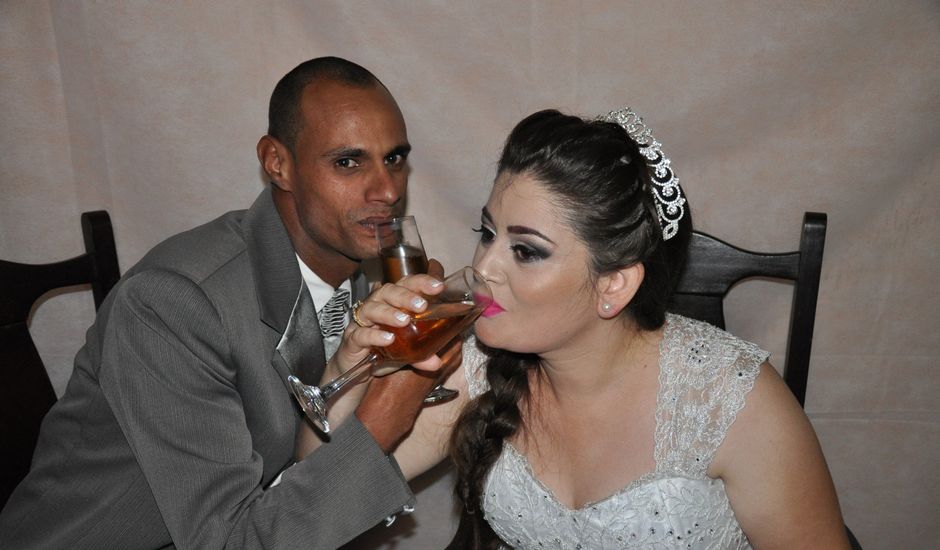 O casamento de Tiago e Aline em Paulistânia, São Paulo Estado