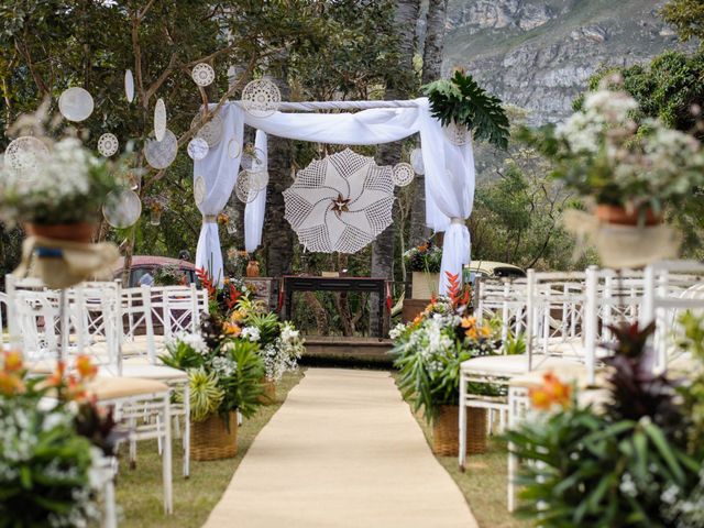 O casamento de Bruno e Iasmim em Santana do Riacho, Minas Gerais 15