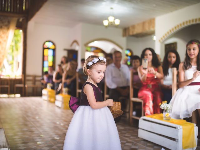 O casamento de Abi e Thaís em Joinville, Santa Catarina 10