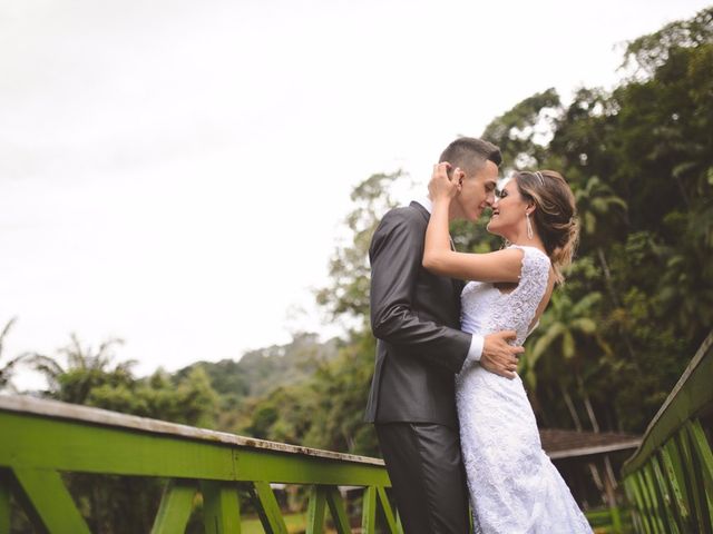 O casamento de Abi e Thaís em Joinville, Santa Catarina 33