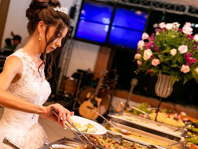 O casamento de Lucas e Vitoria em São José dos Pinhais, Paraná 26