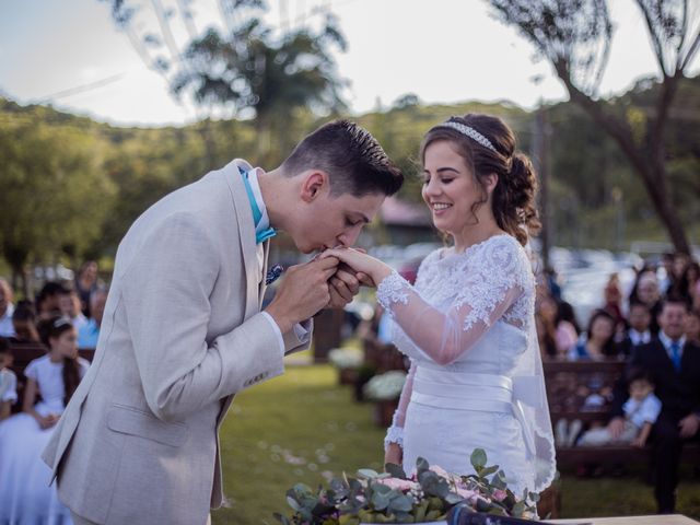 O casamento de Lucas e Pamela em Joinville, Santa Catarina 127