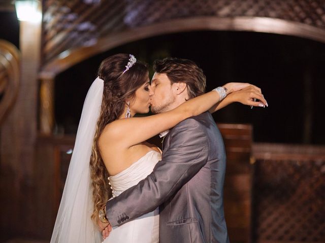 O casamento de Edson e Jessica em Curitiba, Paraná 76