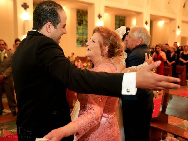 O casamento de Thiago e Damaris em Curitiba, Paraná 8