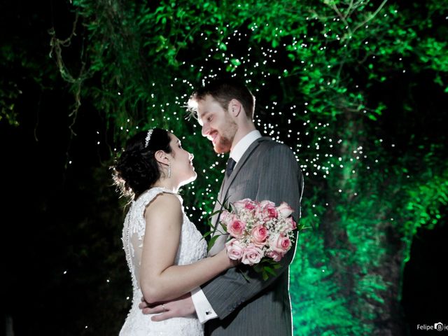 O casamento de Marie Fernandes e Leonardo  em Porto Alegre, Rio Grande do Sul 82