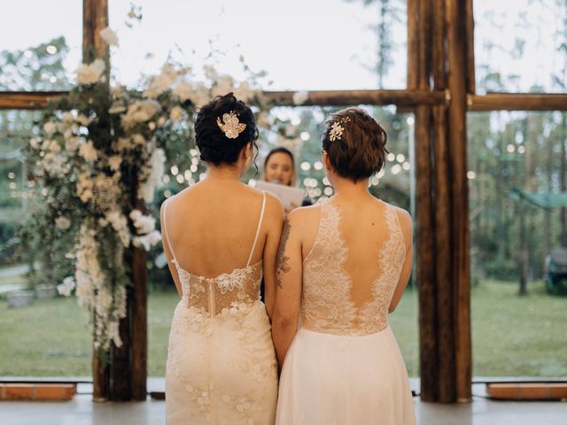 O casamento de Karoline e Yasmin em Quatro Barras, Paraná 29