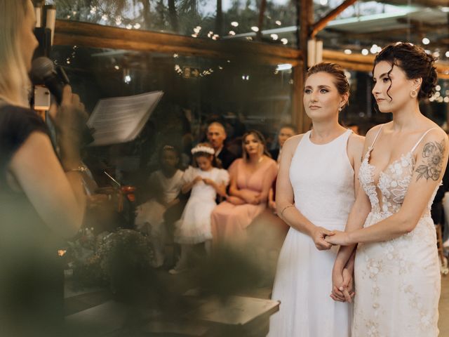 O casamento de Karoline e Yasmin em Quatro Barras, Paraná 31