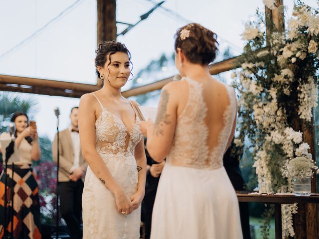 O casamento de Karoline e Yasmin em Quatro Barras, Paraná 37