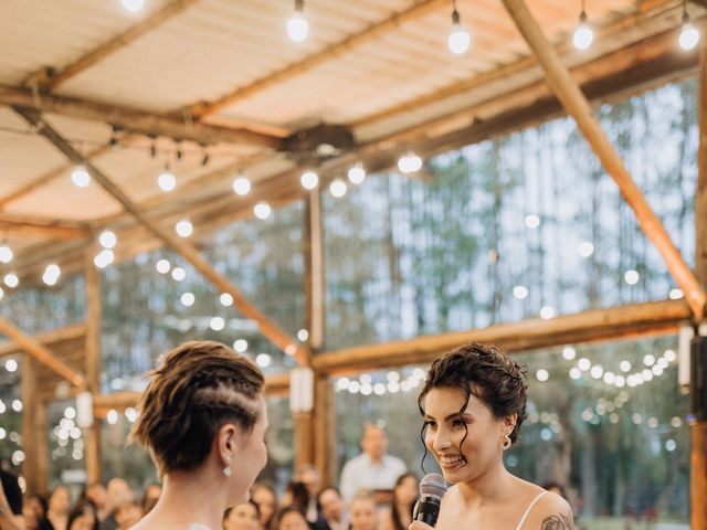 O casamento de Karoline e Yasmin em Quatro Barras, Paraná 45