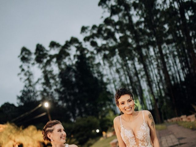 O casamento de Karoline e Yasmin em Quatro Barras, Paraná 64