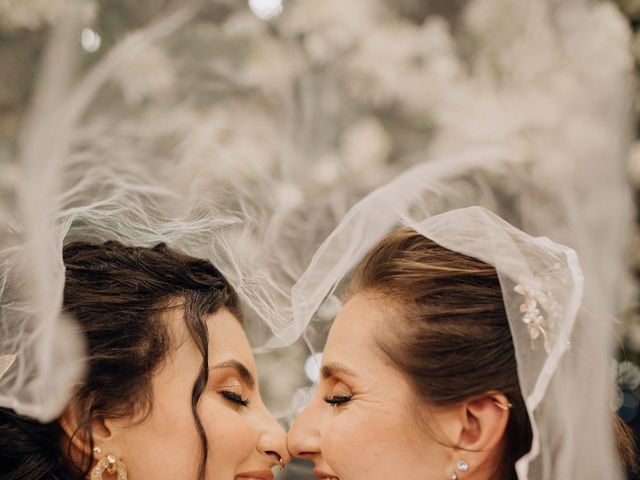 O casamento de Karoline e Yasmin em Quatro Barras, Paraná 76