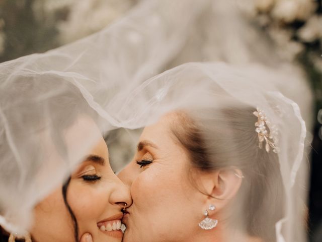 O casamento de Karoline e Yasmin em Quatro Barras, Paraná 77