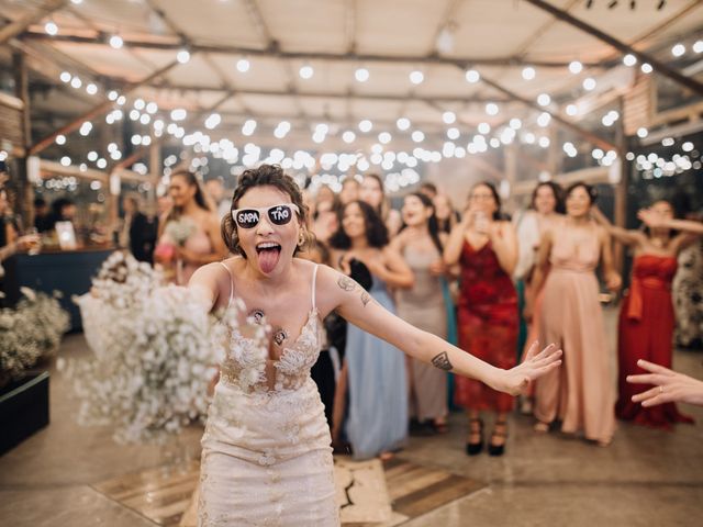O casamento de Karoline e Yasmin em Quatro Barras, Paraná 107
