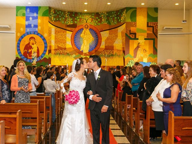 O casamento de Rodrigo e Vivian em Vila Velha, Espírito Santo 47