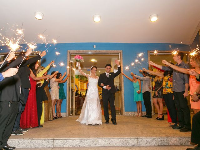 O casamento de Rodrigo e Vivian em Vila Velha, Espírito Santo 48