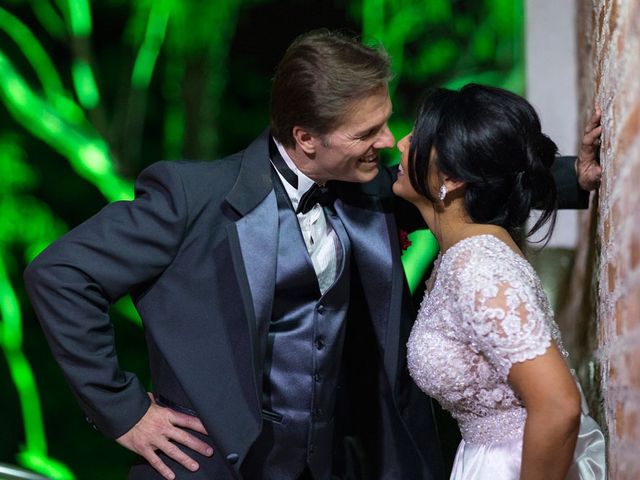 O casamento de Marcelo e Karine em Porto Alegre, Rio Grande do Sul 4