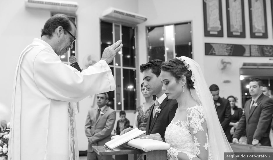 O casamento de Rodrigo e Vivian em Vila Velha, Espírito Santo