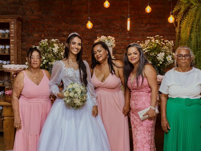 O casamento de Kênia e Higor  em Almenara, Minas Gerais 56