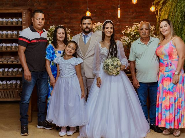 O casamento de Kênia e Higor  em Almenara, Minas Gerais 58