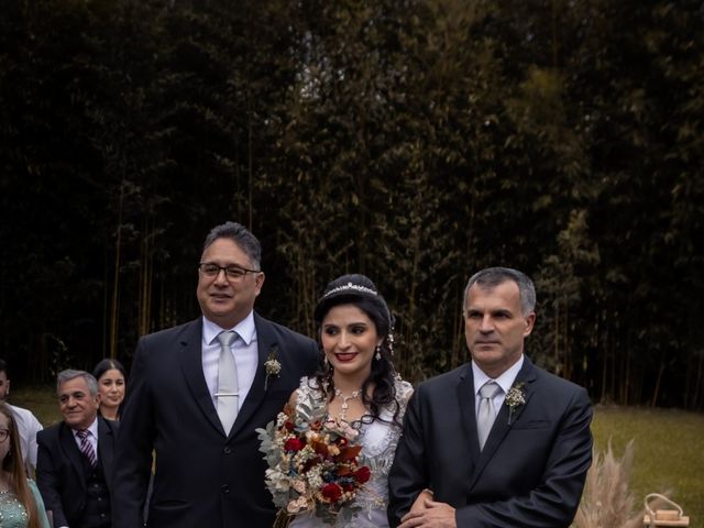 O casamento de Leandro  e Dafny  em Colombo, Paraná 22